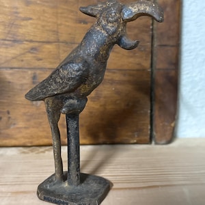 Vintage Cast Iron Parrot on Perch Bottle Opener Wilton Wrightsville Pa