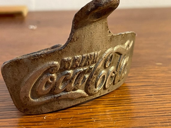 1920s Era Coca Cola Brown Co Starr X With Patent Date Wall Mount