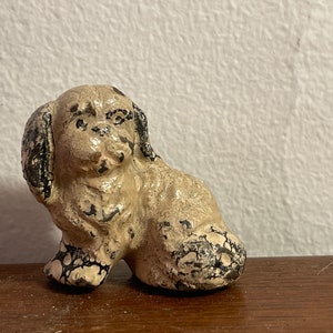 Antique Hubley dog paperweight Pekingese cast iron