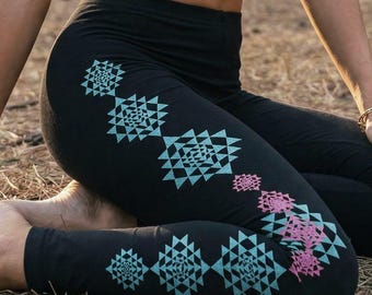 Glow in the Dark Sri Yantra Leggings – Sacred Geometry Yoga Pants, Festival Clothing