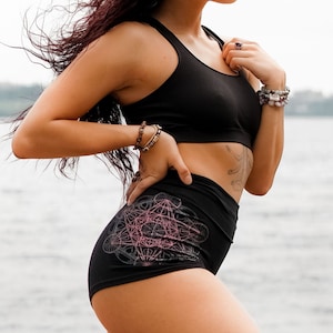 Metatron&#39;s Cube Mandala High Waisted Hot Shorts - Glow in the Dark Yoga Shorts - Womens Festival Shorts - Sacred Geometry Shorts