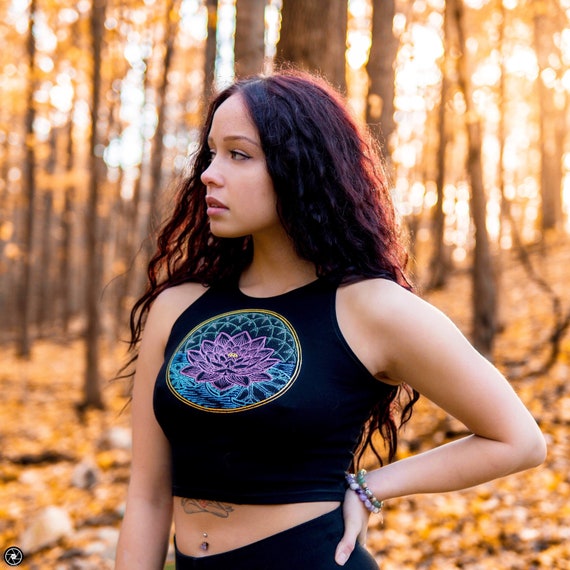 Handmade Screen Printed Lotus Flower Yoga Crop Top – Metallic Glow In The Dark Ink