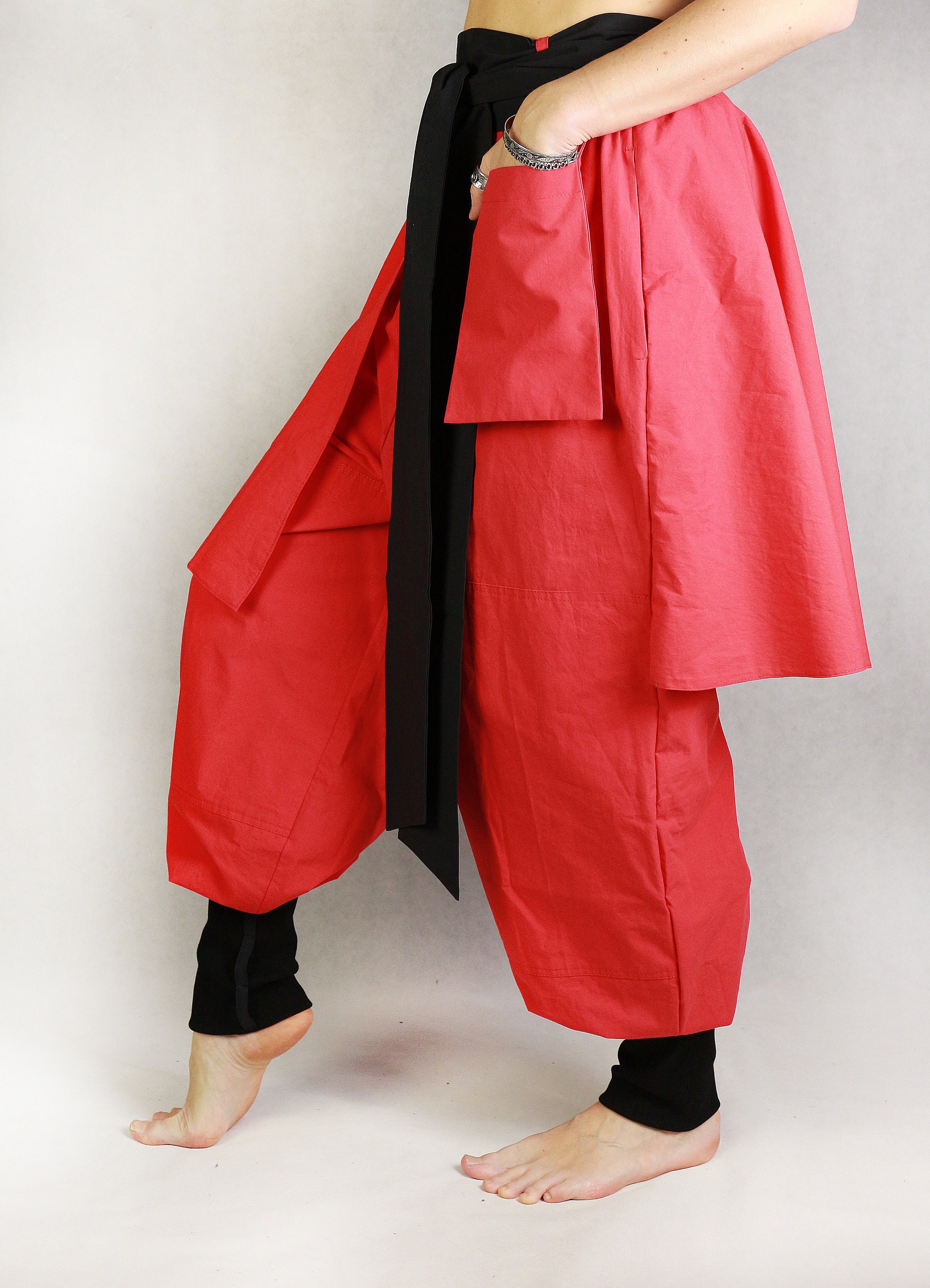 Hakama pants red with removable straps japanese style Etsy