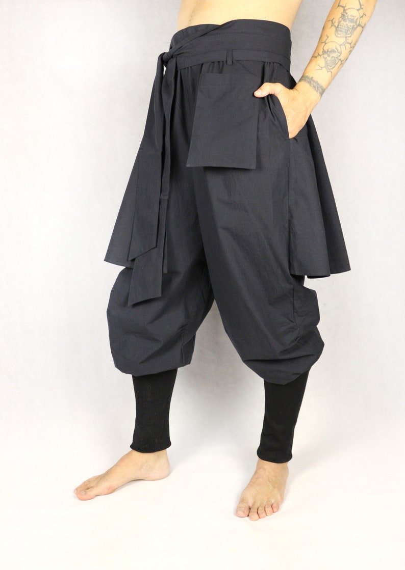 Hakama pants with removable straps japanese style samurai | Etsy