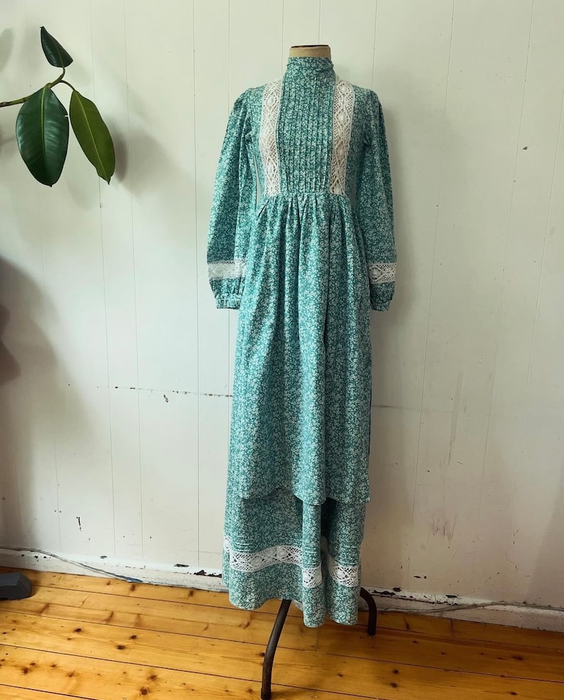 Rare 70s Laura Ashley floral green dress image 1