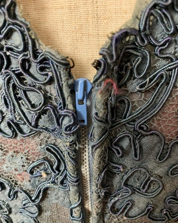 1940s L French blue grey lace, soutache embroider… - image 5