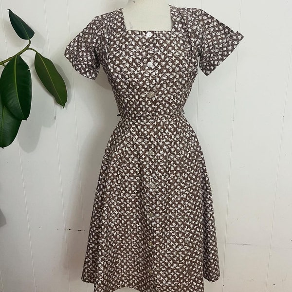 1950s circles print cotton dress xs/s Myer shop made in Australia