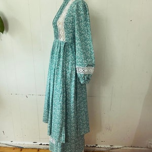 Rare 70s Laura Ashley floral green dress image 8