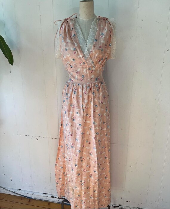 1940s rose print slip gown cotton seersucker - image 9