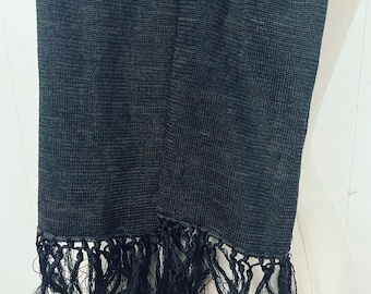 Bufanda de punto de rayón de seda negra de los años 20 con borlas