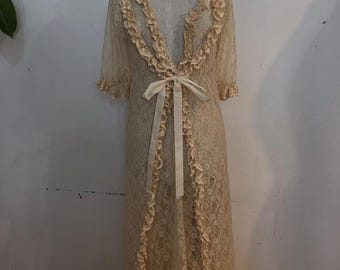 1970s VOLUPTUOUS L/ XXL sheer lace ruffled peignoir set robe and gown