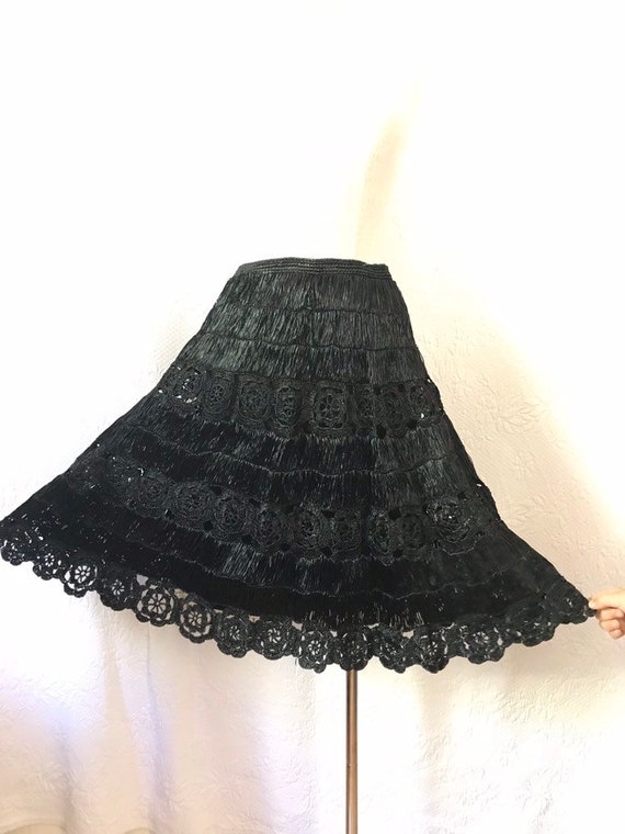 1940s raffia hand knotted skirt