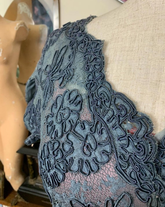 1940s L French blue grey lace, soutache embroider… - image 2