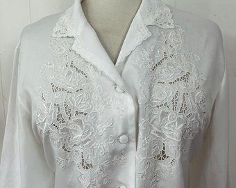 1970s hand embroidered Chinese blouse long sleeves