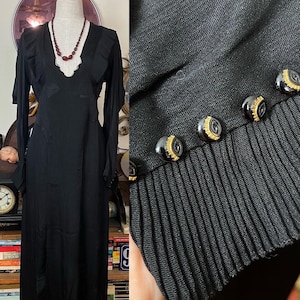 1930s voluptuous cusp incredible glass button sleeve dress large size up to 34/36” waist