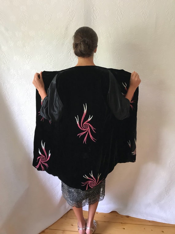 1920s silk & silkvelvet handembroidered coat