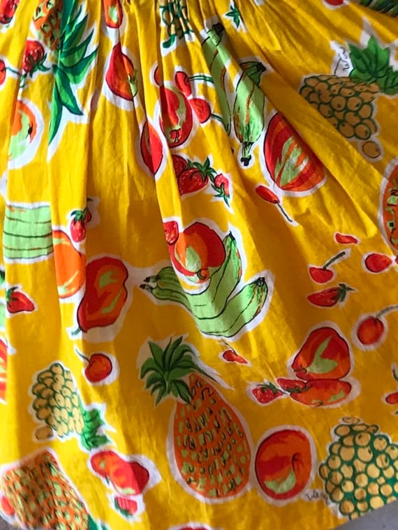 Vintage 1950s Brilliant novelty print fruit salad