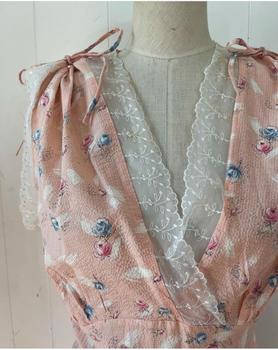 1940s rose print slip gown cotton seersucker - image 3