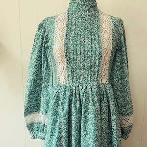 Rare 70s Laura Ashley floral green dress image 2