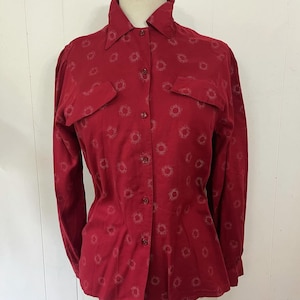 80er Jahre Blusentop in groß mit feinem Kunstseide Print