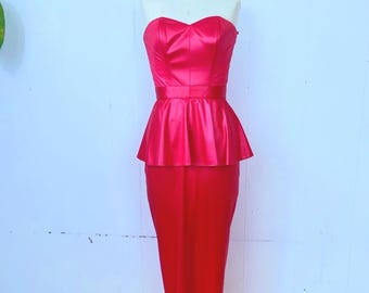 1940s style 1980s slinky stretch peplum dress