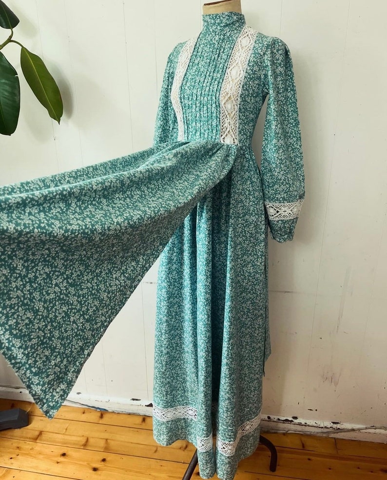 Rare 70s Laura Ashley floral green dress zdjęcie 6