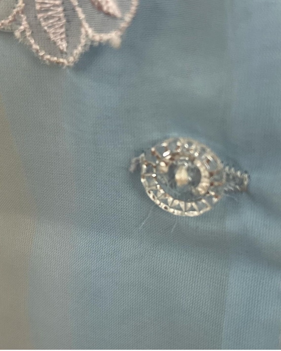1950s see through blue lace appliqué  blouse  dea… - image 3