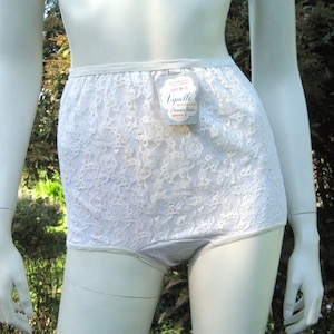Vintage 50&#39;s 60&#39;s Vynelle Acetate Tricot Lace Front Full Cut Granny Panties. Deadstock Waist 21&quot; - 34&quot;
