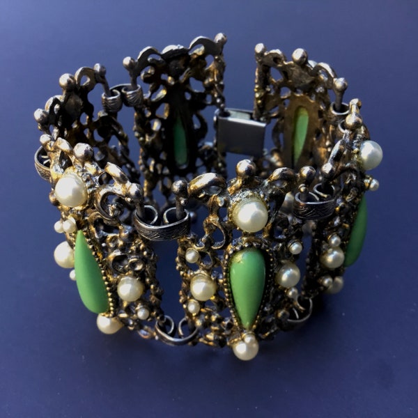 Vintage 50's Wide Ornate Pearl and Green Lucite Selro Style Panel Link Bracelet