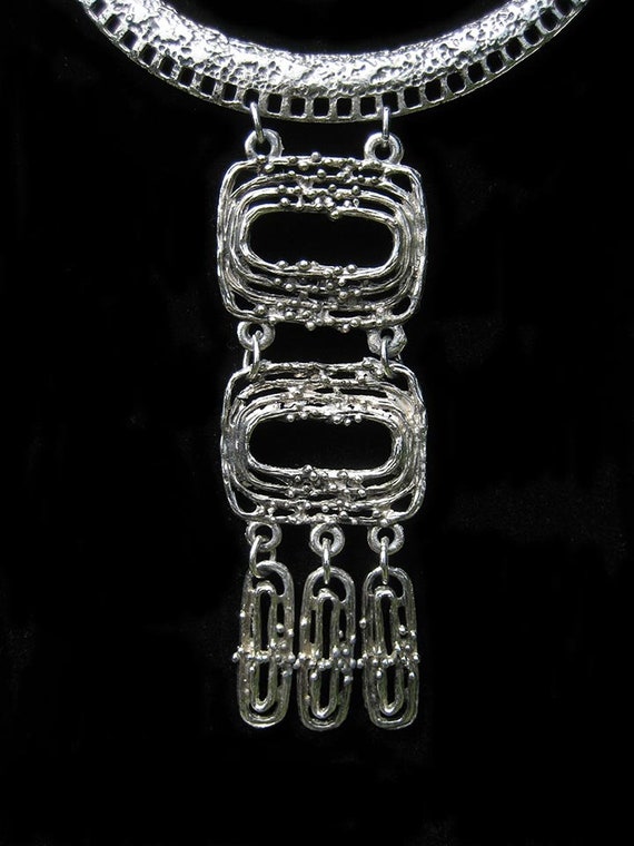 Vintage Silvertone Brutalist Choker Necklace - image 2