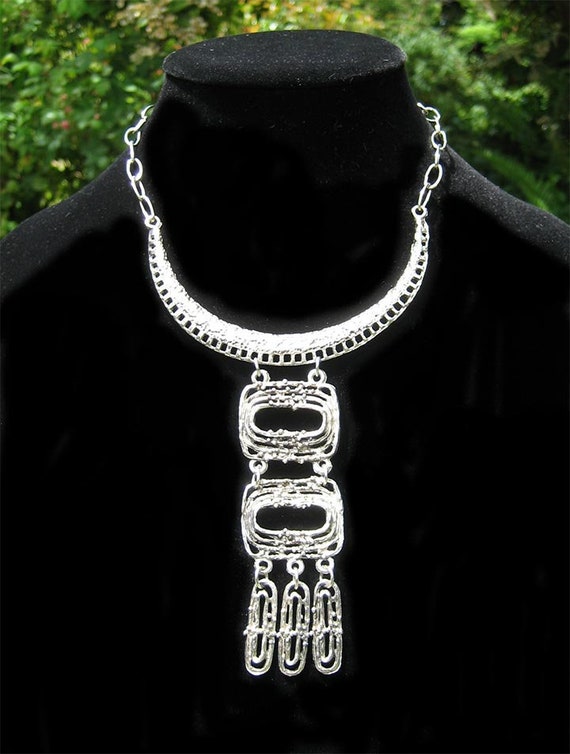 Vintage Silvertone Brutalist Choker Necklace