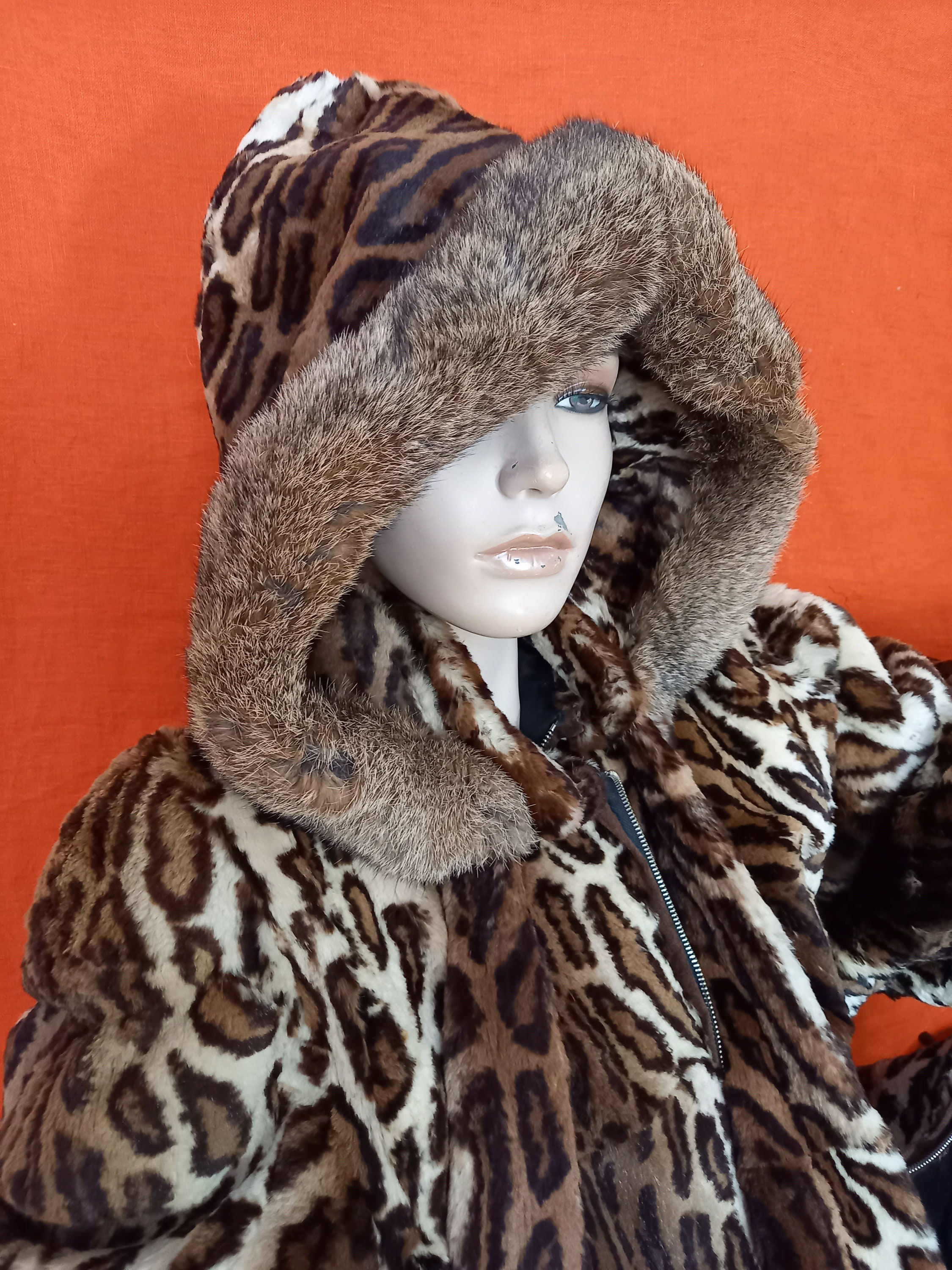 High quality Winter Animal Leopard Faux Fur Extra Long Coat Full