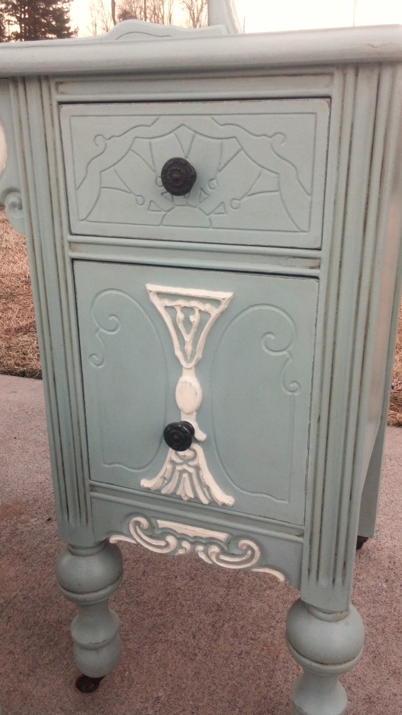chalk painted antique vanity