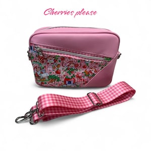Handmade Strawberry Crossbody Bag: Pink Shoulder Purse