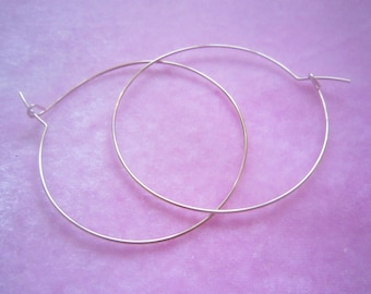 Dünne Gold Filled Hoop Ohrringe, Leichtgewicht 5 cm