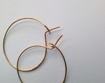 Pendientes de aro martillados rellenos de oro rosa, aros finos de 2,5 cm (1 pulgada)