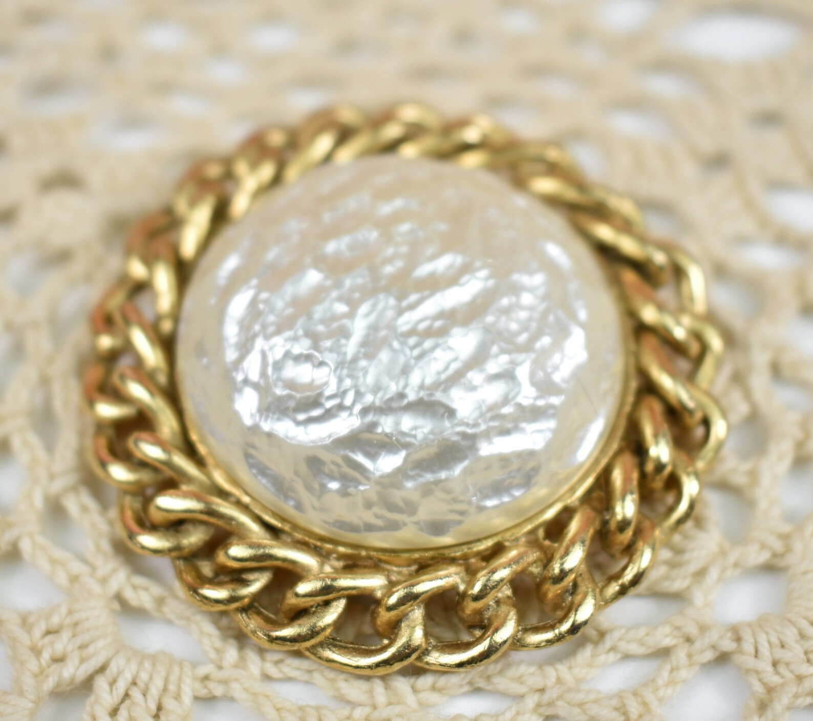 Sarah Coventry Brooch Baroque Goddess Gold Tone White Faux - Etsy UK