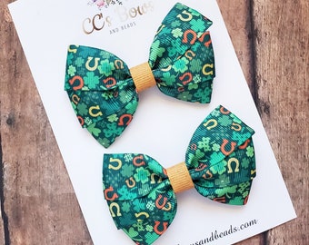 Shamrock and Horseshoe Hair Bows - Set of 2 St. Patrick's Day Clips - Pinwheel - Spring Accessories for Baby Toddler Girl - Piggy Pigtail