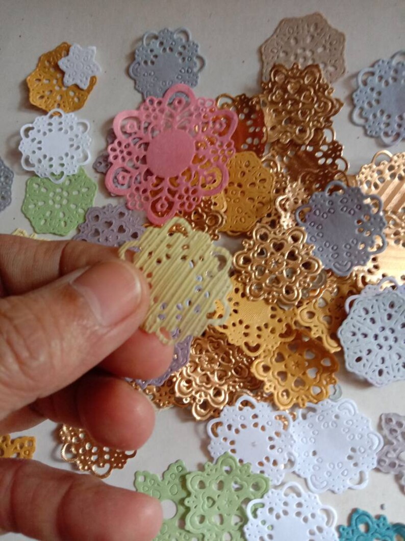 70 pcs mini tiny paper doilies for scrapbook, journal, planner, card-making Free shipping image 8