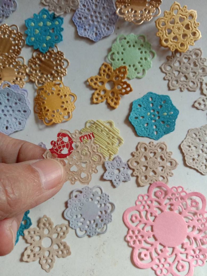 70 pcs mini tiny paper doilies for scrapbook, journal, planner, card-making Free shipping image 3