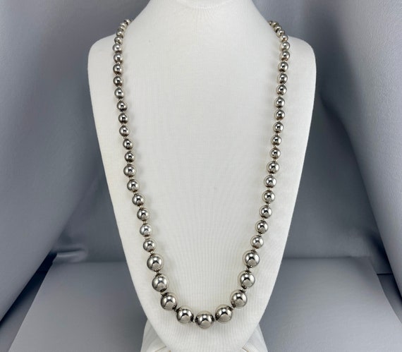 Silver Graduated Bead Necklace