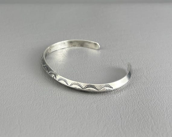 Small Size Native American Solid Silver Cuff Brac… - image 6