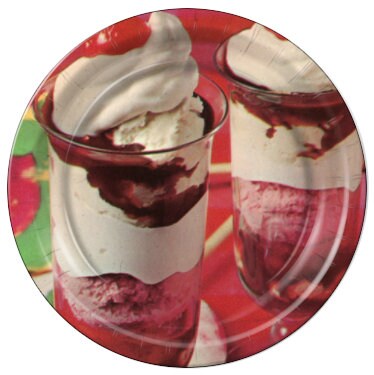1970s Retro Strawberry Ice Cream Parfaits Desert 8 Pack Vintage Round Disposable Dinner Paper Plates Party Supplies Birthday