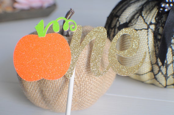One Cake Topper, Pumpkin cake topper, Halloween cake, Halloween Party, Thanksgiving cake topper, Thanksgiving party, Thanksgiving Dinner Il_570xn