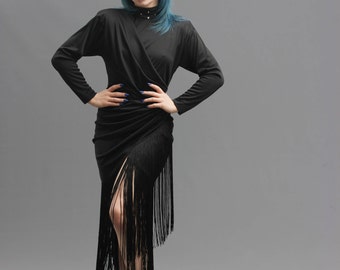 80s Black Fringe Femme Fatale Dress // Keyhole Back, Dramatic Batwing Dolman Sleeves, Shoulder Pads // Blade Runner Neo Noir Goth