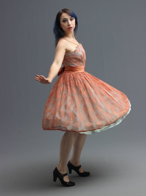 50s / 60s Party Dress in Tiffany Blue & Rose Gold… - image 4