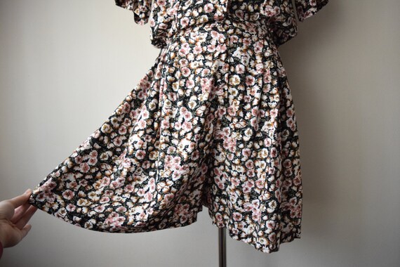 90s Grunge Floral Print Romper in Black & Pink //… - image 5