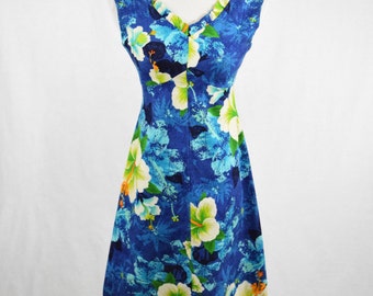 60s Hawaiian A-Line Dress by Hukilau Fashions // Blue, Green, White Hibiscus Floral Barkcloth, Short Length, Mod Style // Sz Small / XS