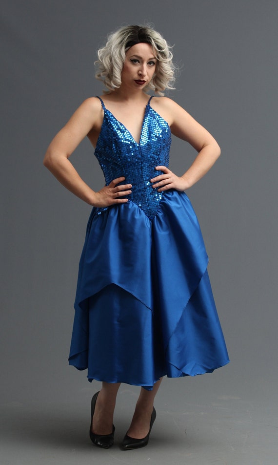 80s Prom Dress in Royal Blue Sequin with Pointed … - image 7