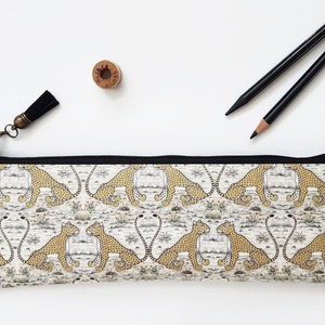 Vegan Pencil Bag, Eco-friendly Pouch, Sustainable Stationery, Animal-Friendly Pencil Bag, Vegan-Friendly Pouch, Sustainable Stationery bag